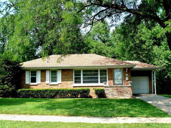 308 N Maple Street , Glen Ellyn, IL 60137
