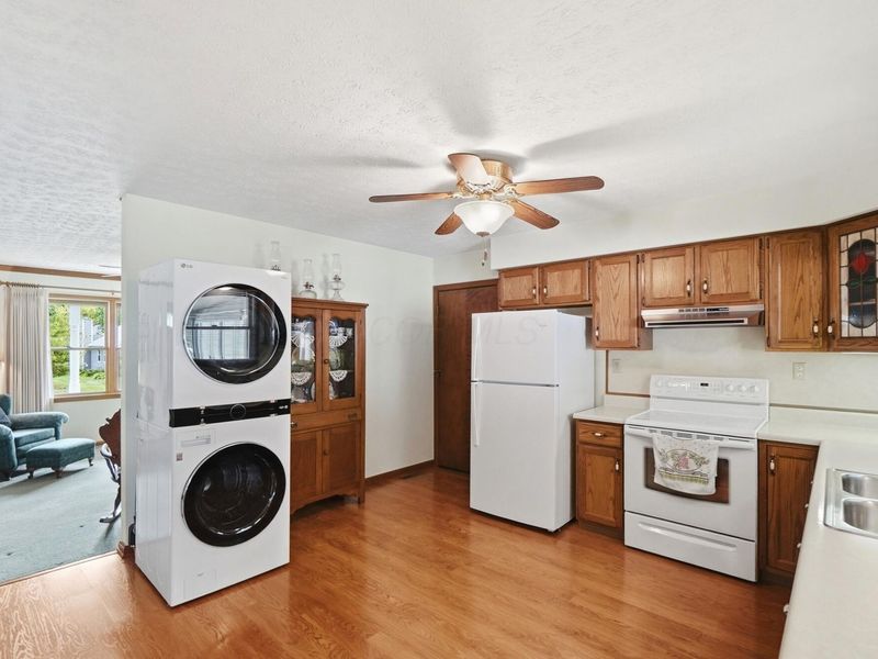 235 Timber Ridge Drive , Pickerington, OH 43147 Photo 7