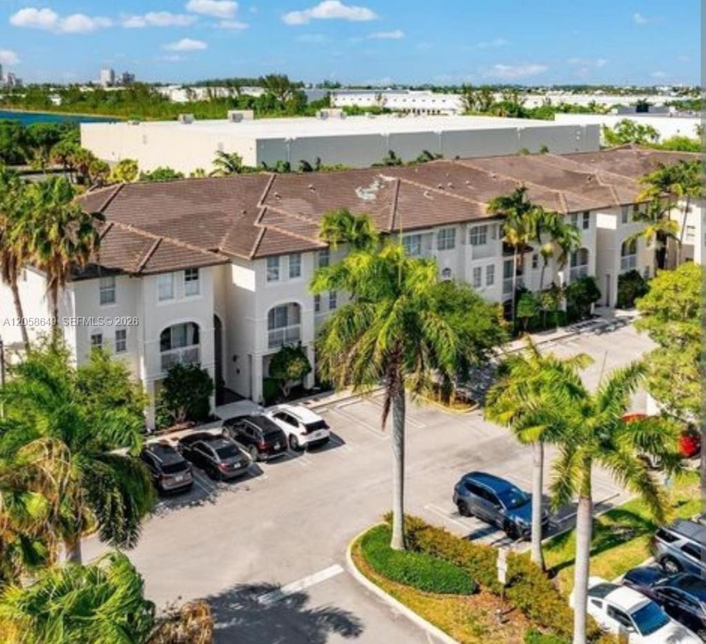 8930 NW 97th Ave, Unit 202, Doral, FL 33178 Photo