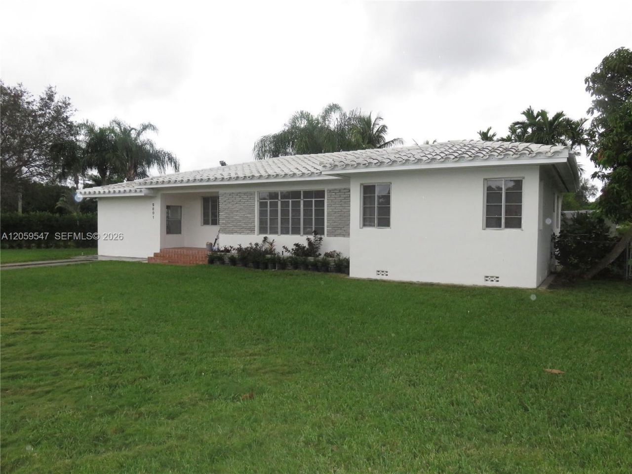 5801 SW 28 St , Miami, FL 33155 Photo