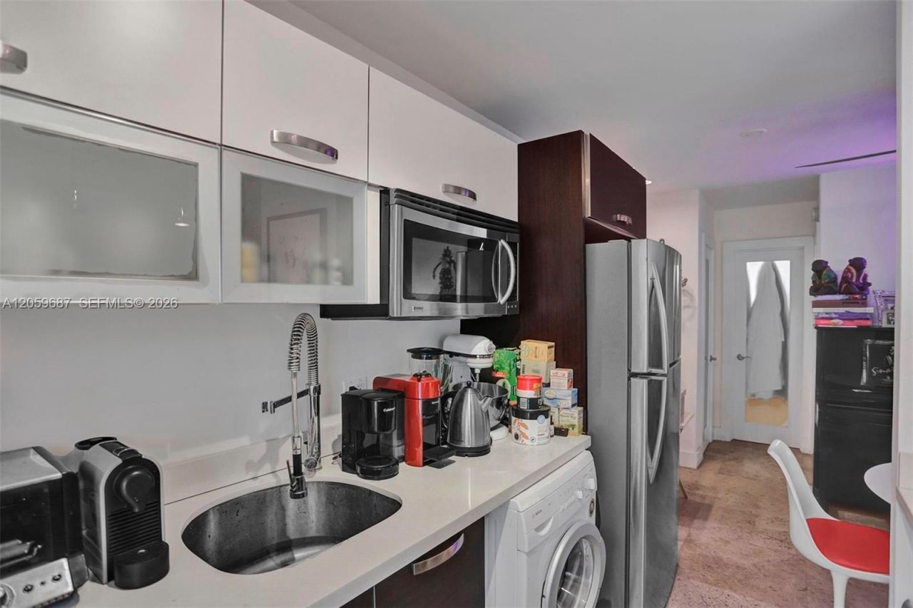 350 Collins Ave , Unit 310, Miami Beach, FL 33139 Photo