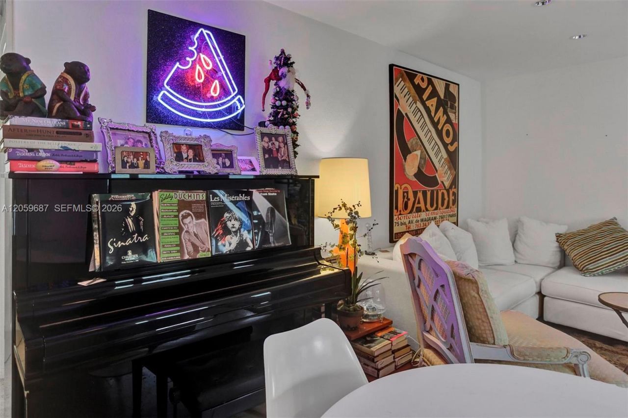 350 Collins Ave , Unit 310, Miami Beach, FL 33139 Photo