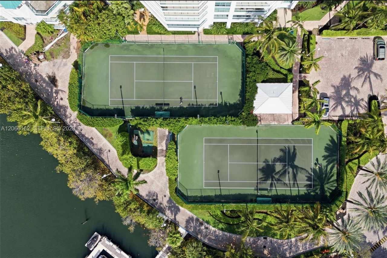 16400 Collins Ave , Unit 544, Sunny Isles Beach, FL 33160 Photo