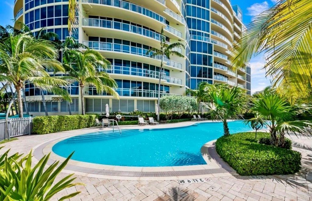 1200 Holiday Dr, Unit 705, Fort Lauderdale, FL 33316 Photo