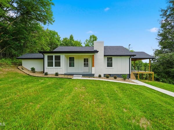 707 Cooks Valley Road, Kingsport, TN 37664