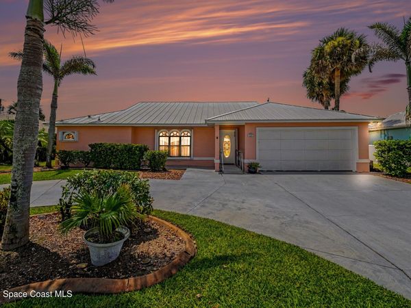 209 Chalet Avenue , Indialantic, FL 32903