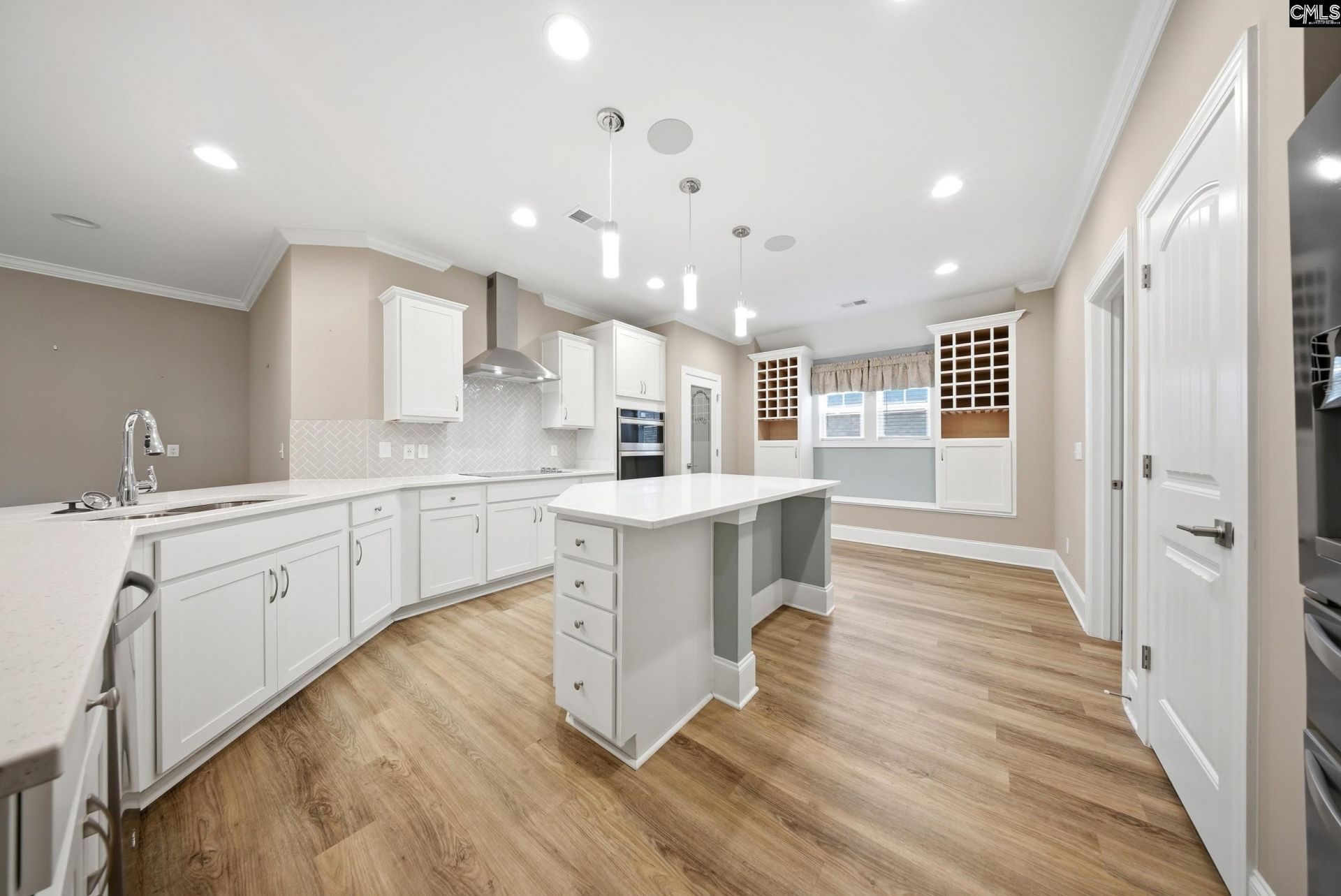 305 Daymark Drive  Photo 13