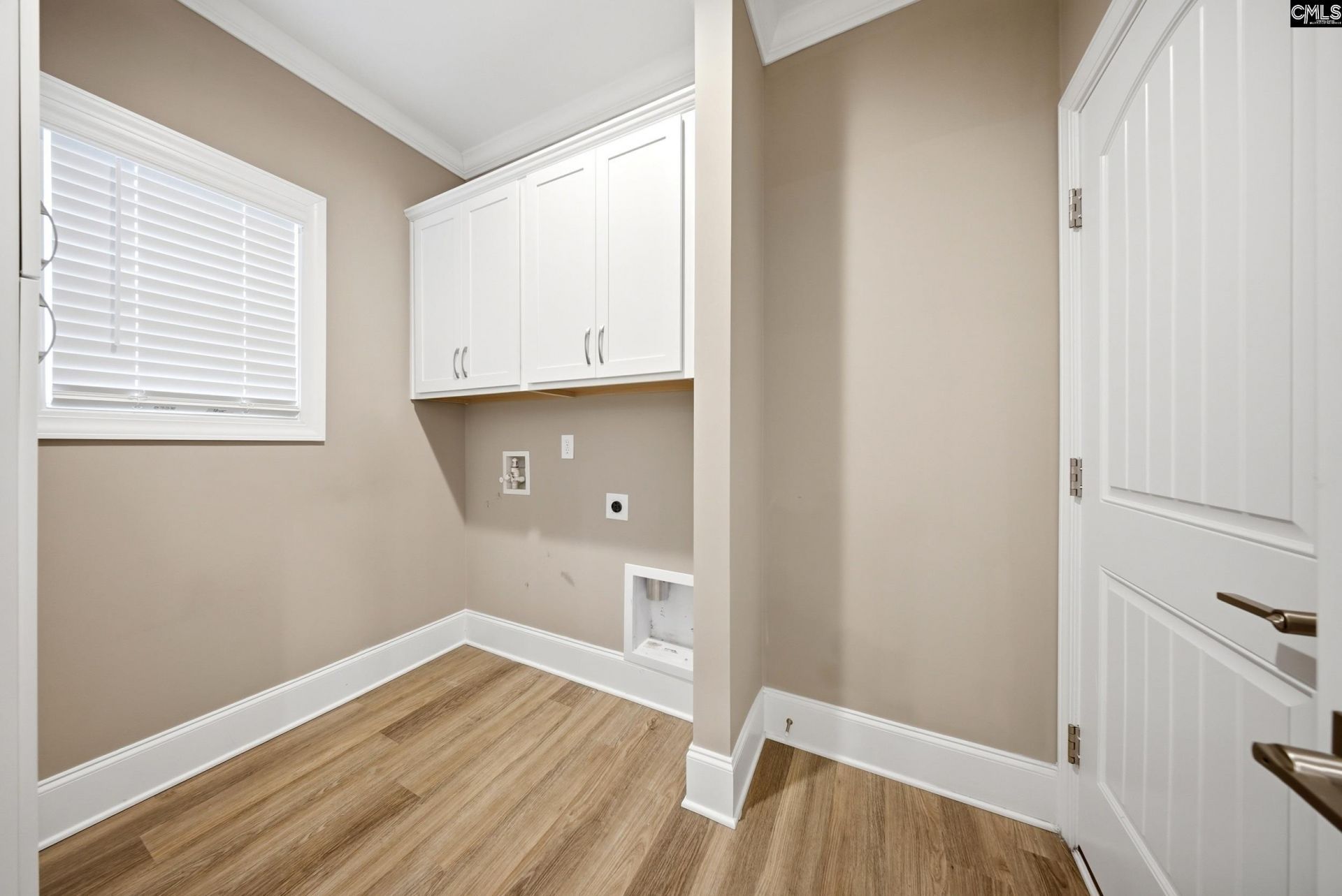 305 Daymark Drive  Photo 16