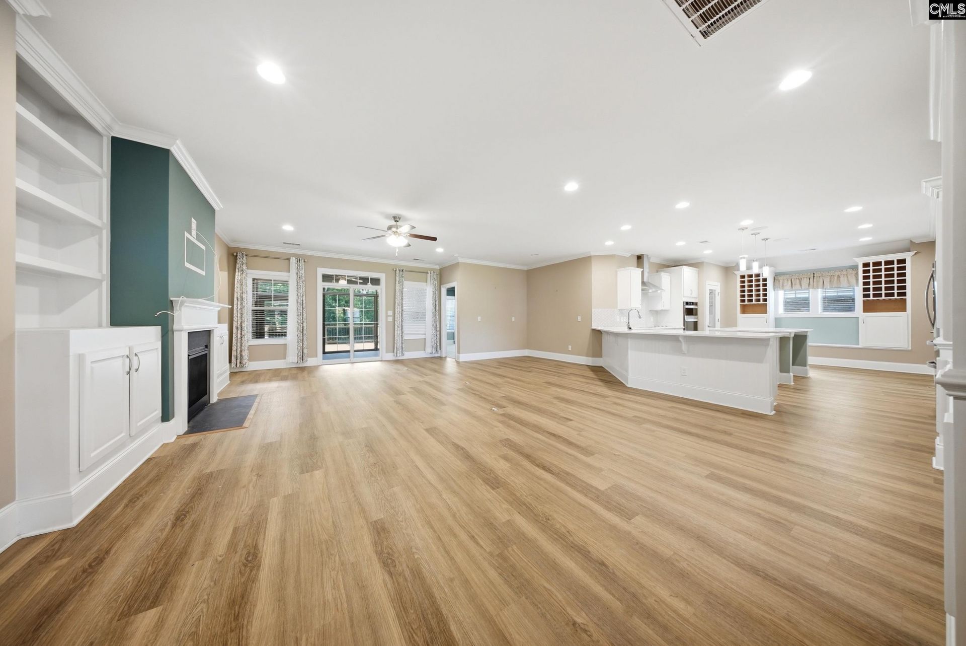 305 Daymark Drive  Photo 8