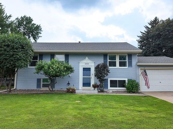 3054 29th Ct S, La Crosse, WI 54601