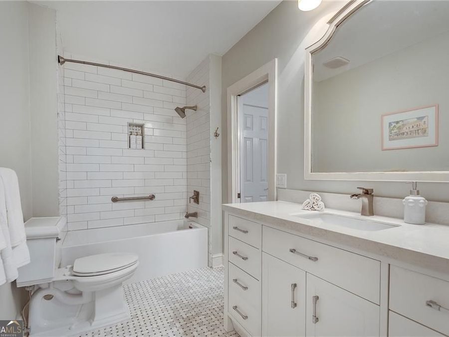 Property Image 38