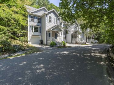 38 Georgetowne Drive, Nashua, NH 03062