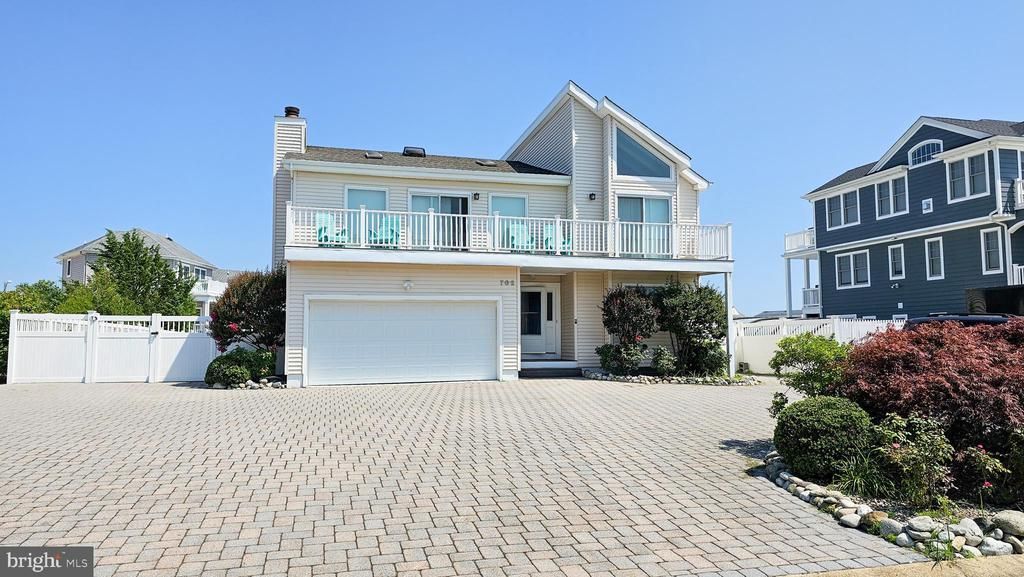 702 Newell Avenue, Manahawkin, NJ 08050 Main Photo