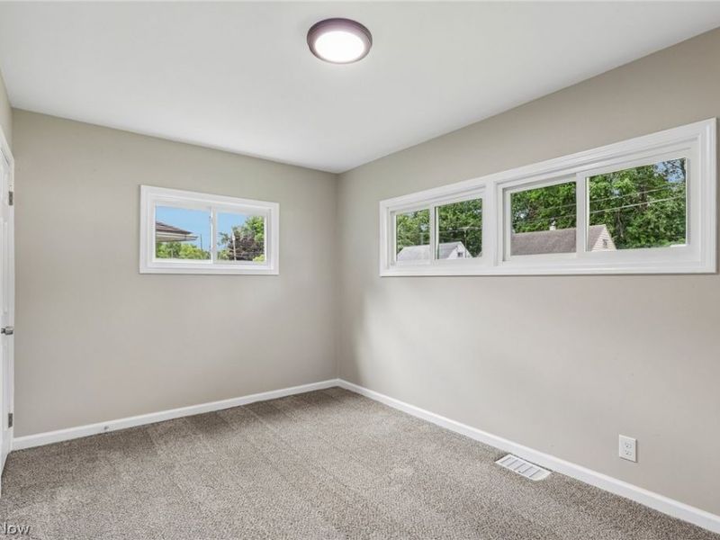 1562 Denison Avenue NW, Warren, OH 44485 Photo 16