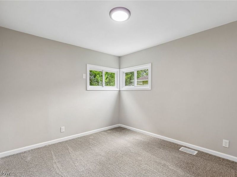 1562 Denison Avenue NW, Warren, OH 44485 Photo 18