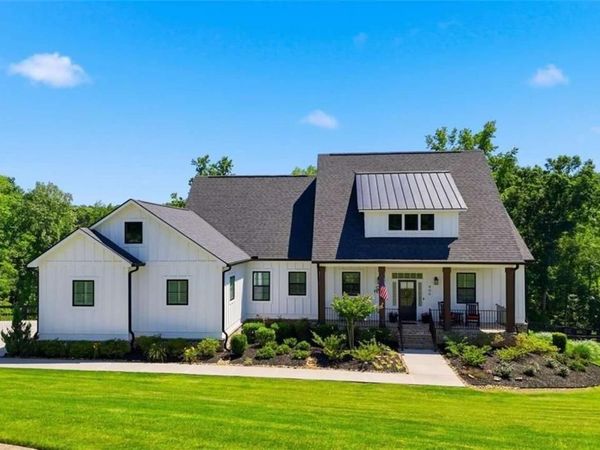 404 London Road, Ball Ground, GA 30107