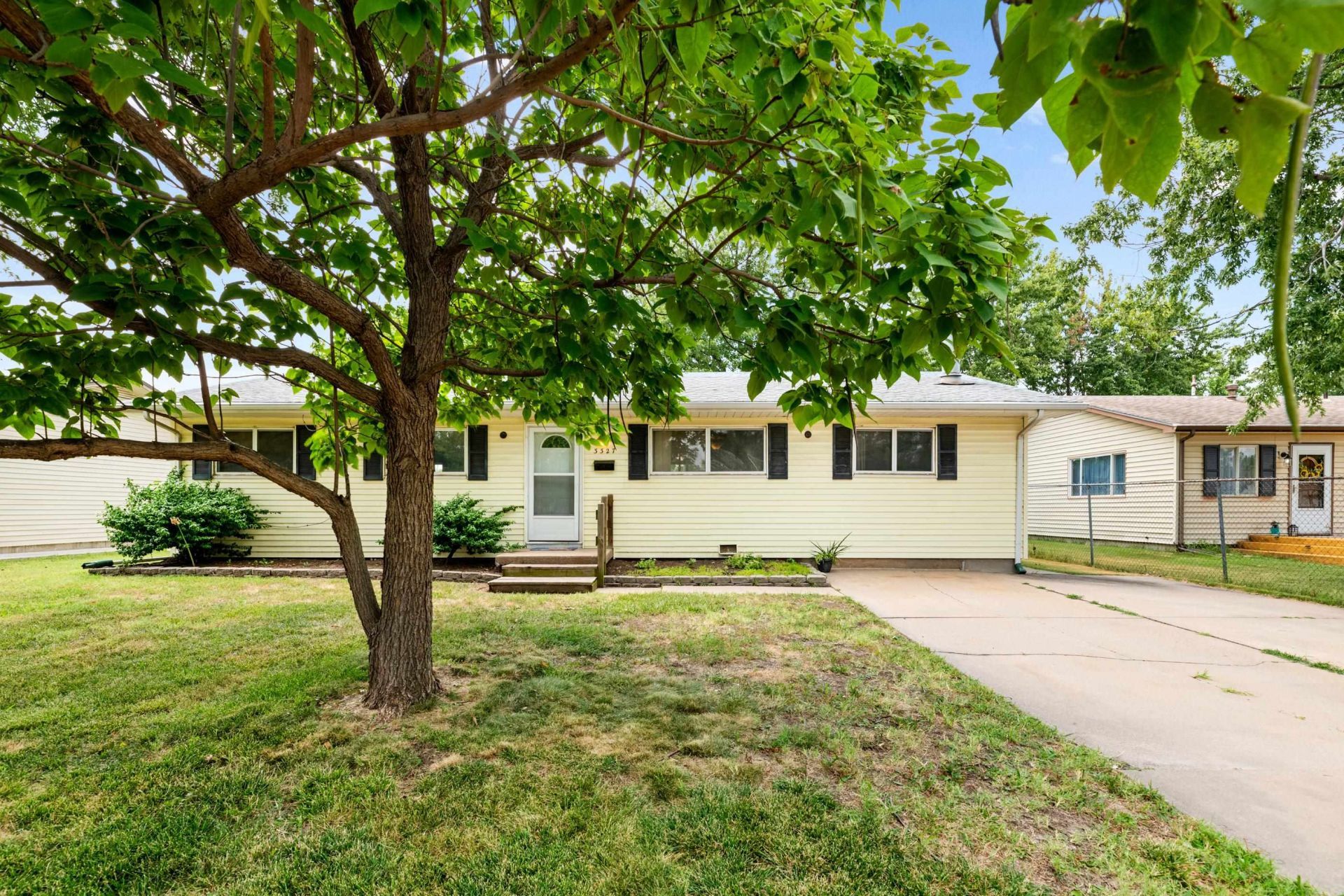 3327 S All Hallows Ave, Wichita, KS 67217 Main Photo