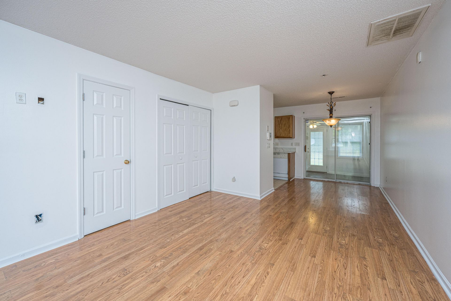 128 Davenport Street Photo 11