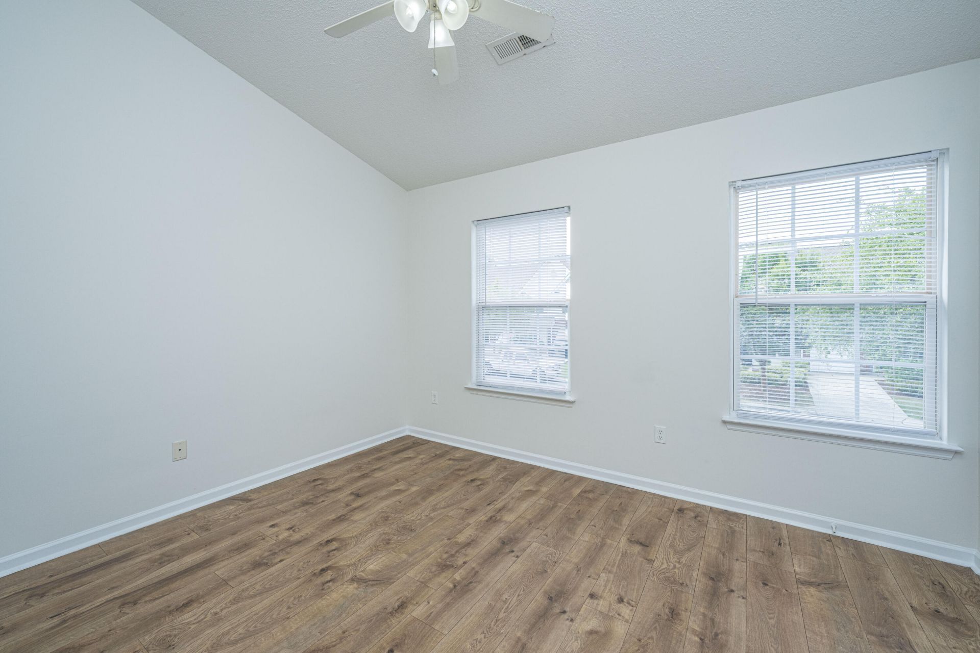 128 Davenport Street Photo 26
