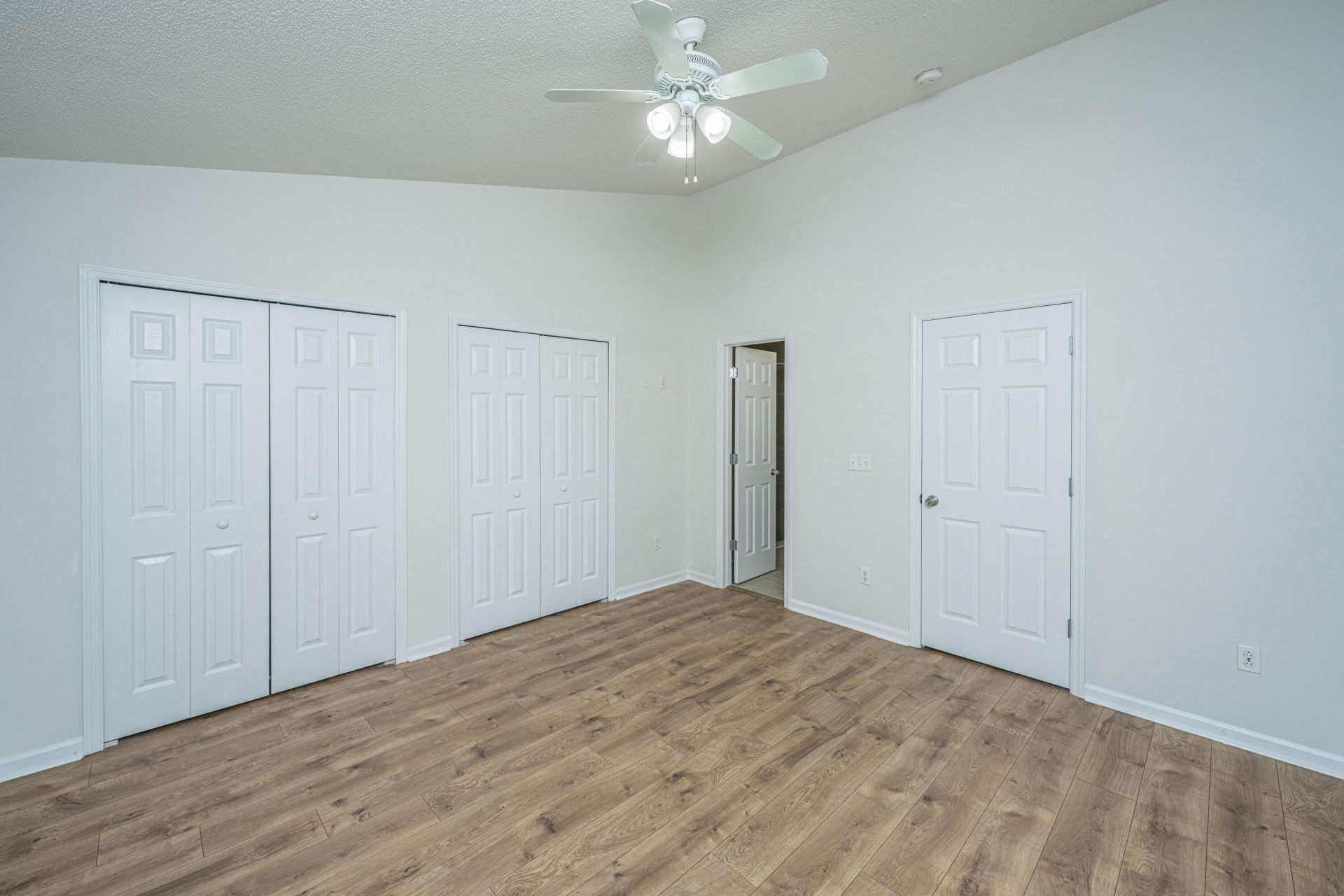 128 Davenport Street Photo 34