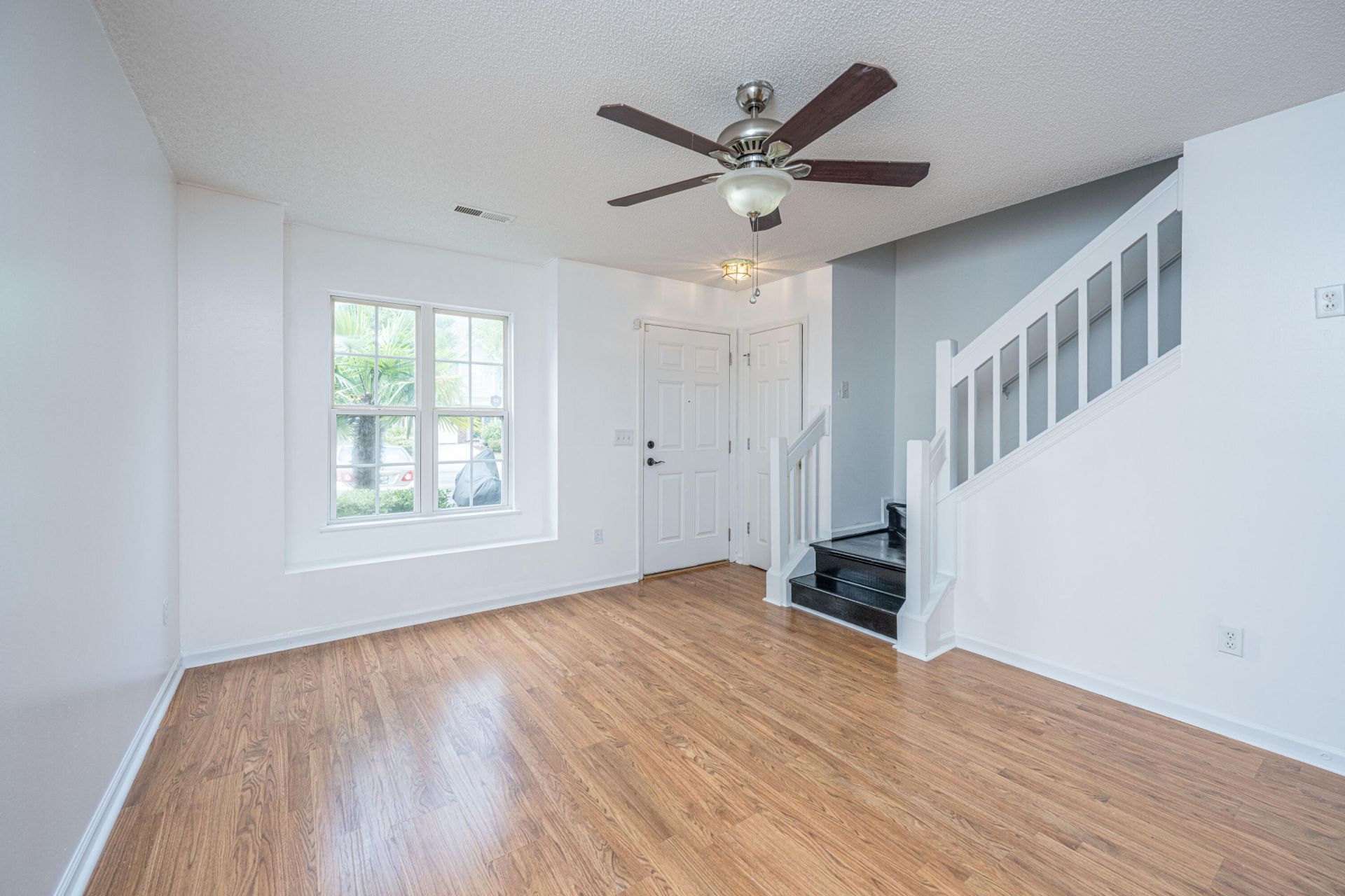 128 Davenport Street Photo 8