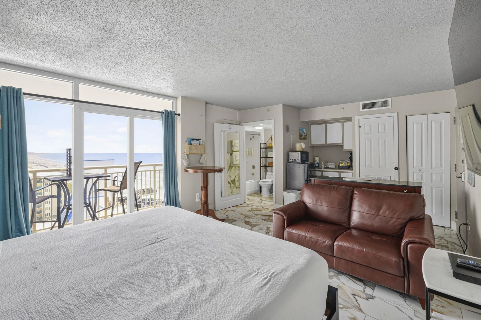 2701 S Ocean Blvd.  Photo 8