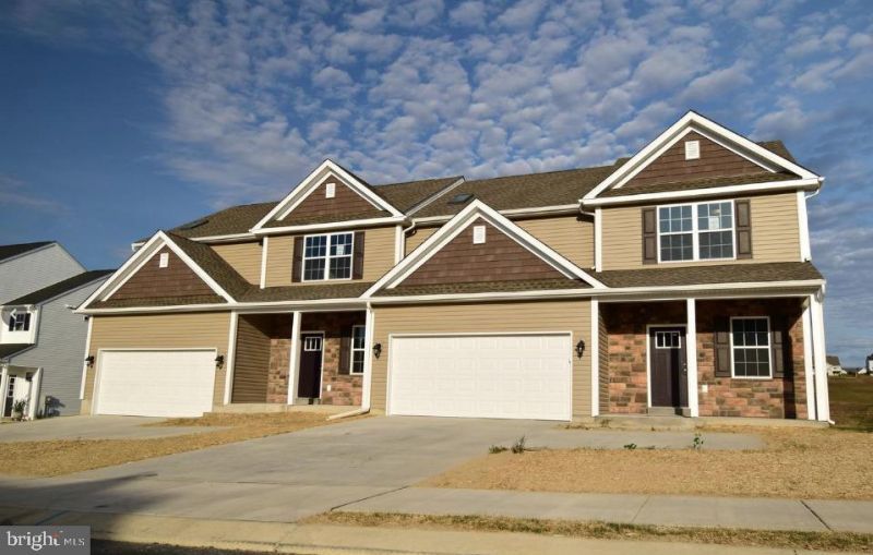 116 SUNGLO DRIVE , LEESPORT, PA 19533