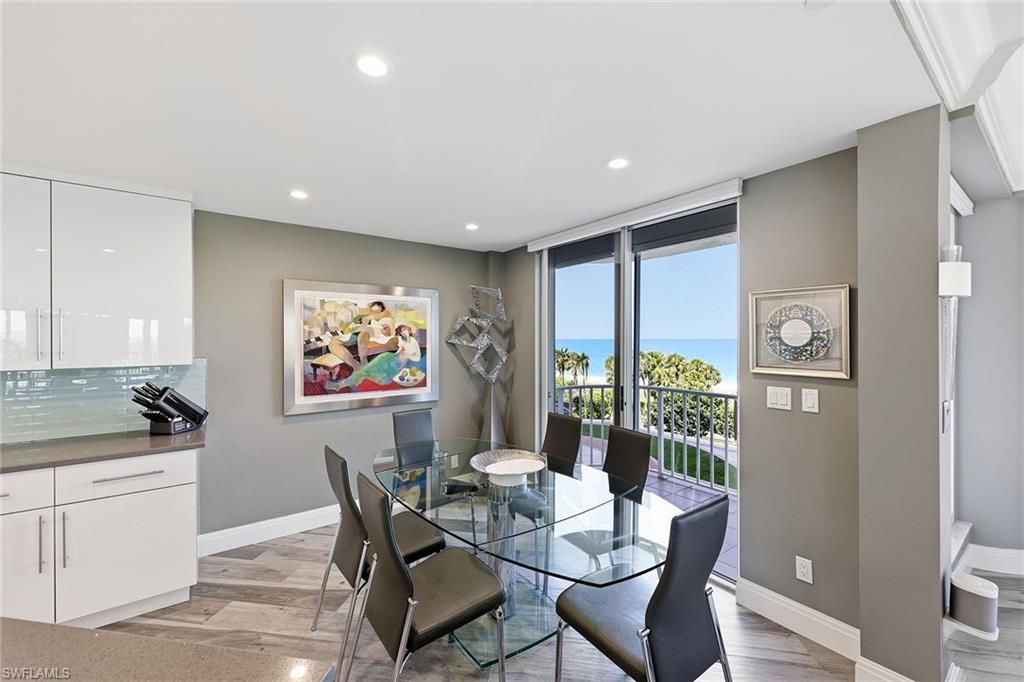 8111 Bay Colony Dr, Unit 204, Naples, FL 34108 Photo