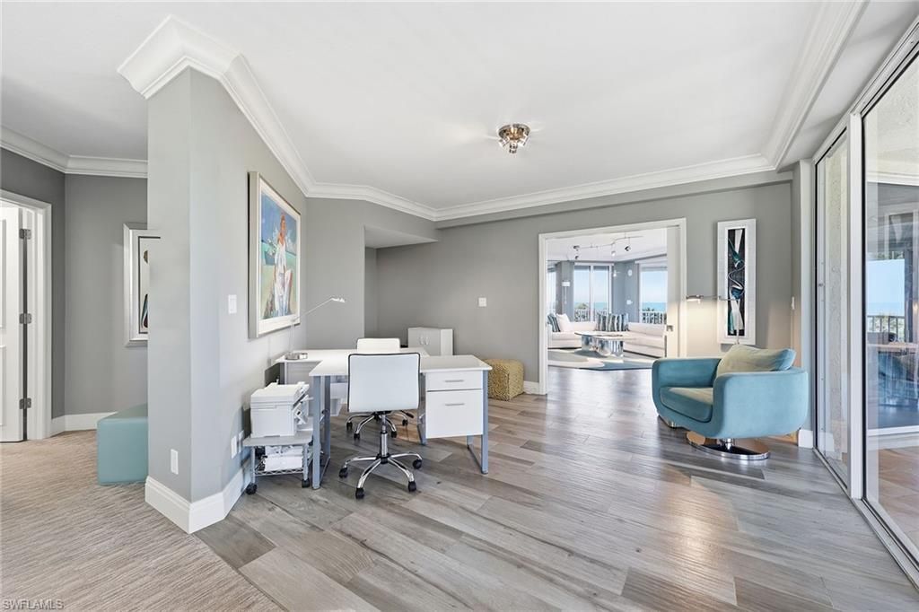 8111 Bay Colony Dr, Unit 204, Naples, FL 34108 Photo