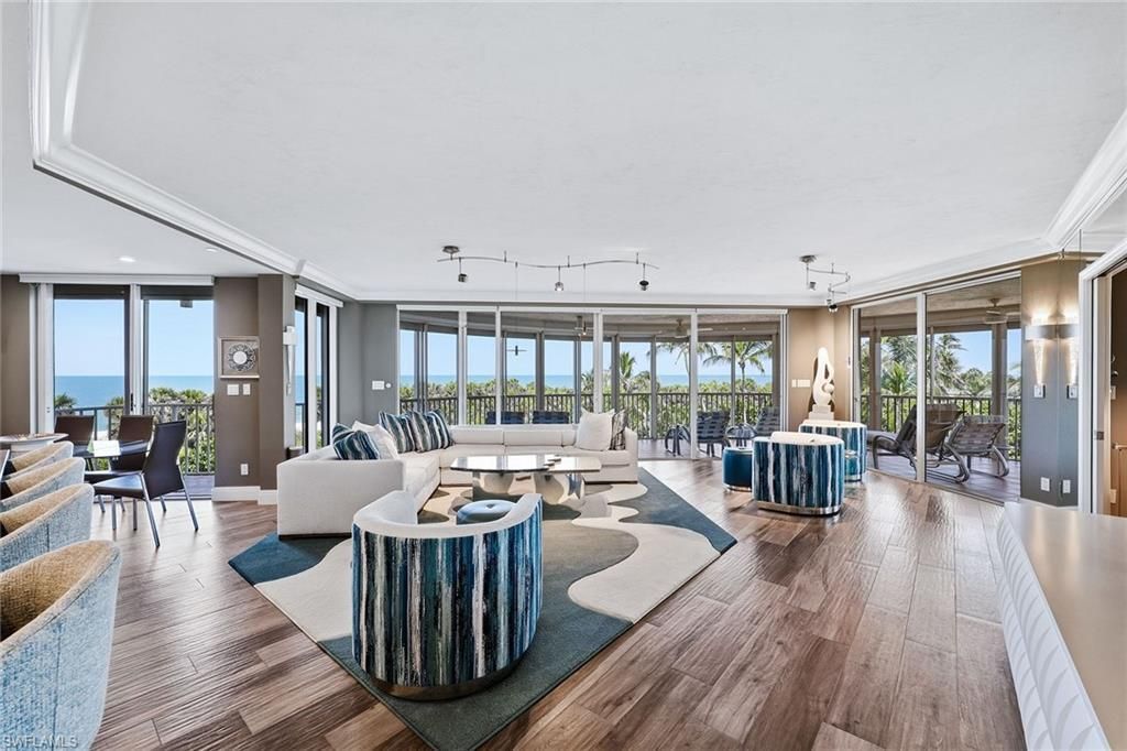 8111 Bay Colony Dr, Unit 204, Naples, FL 34108 Photo