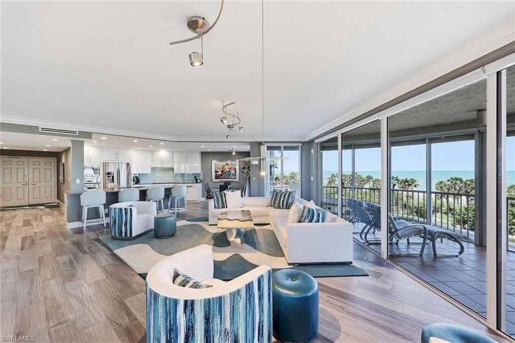 8111 Bay Colony Dr, Unit 204, Naples, FL 34108 Photo