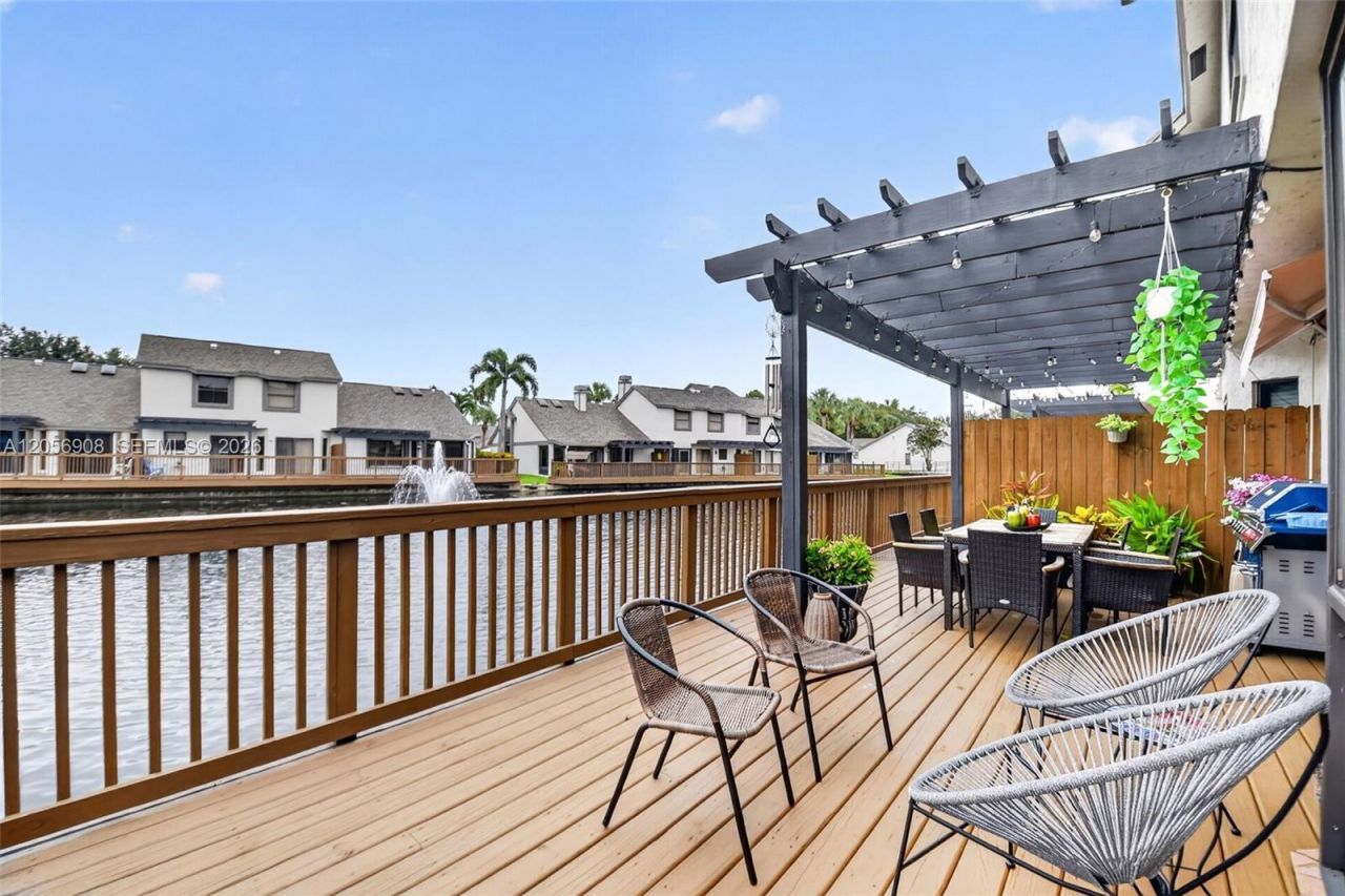 802 Landings Blvd , Greenacres, FL 33413 Photo