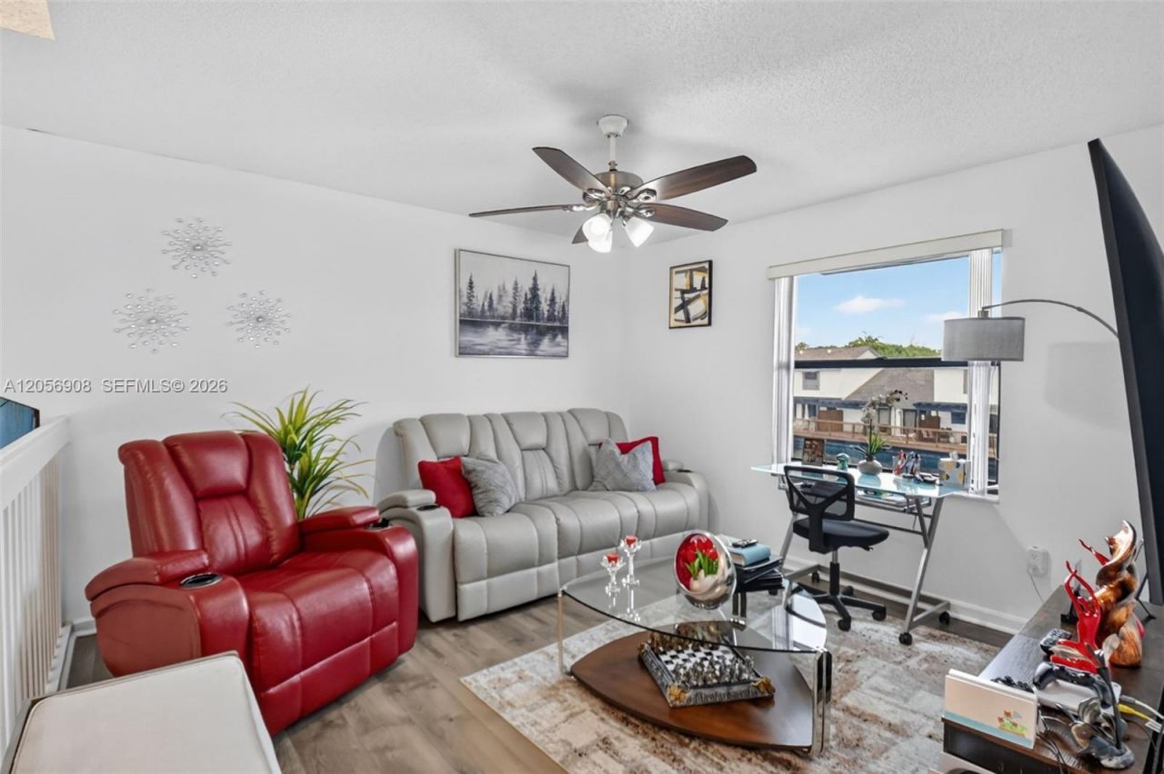 802 Landings Blvd , Greenacres, FL 33413 Photo