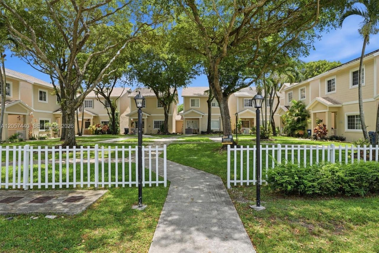 12242 SW 148th Ter , Miami, FL 33186 Photo