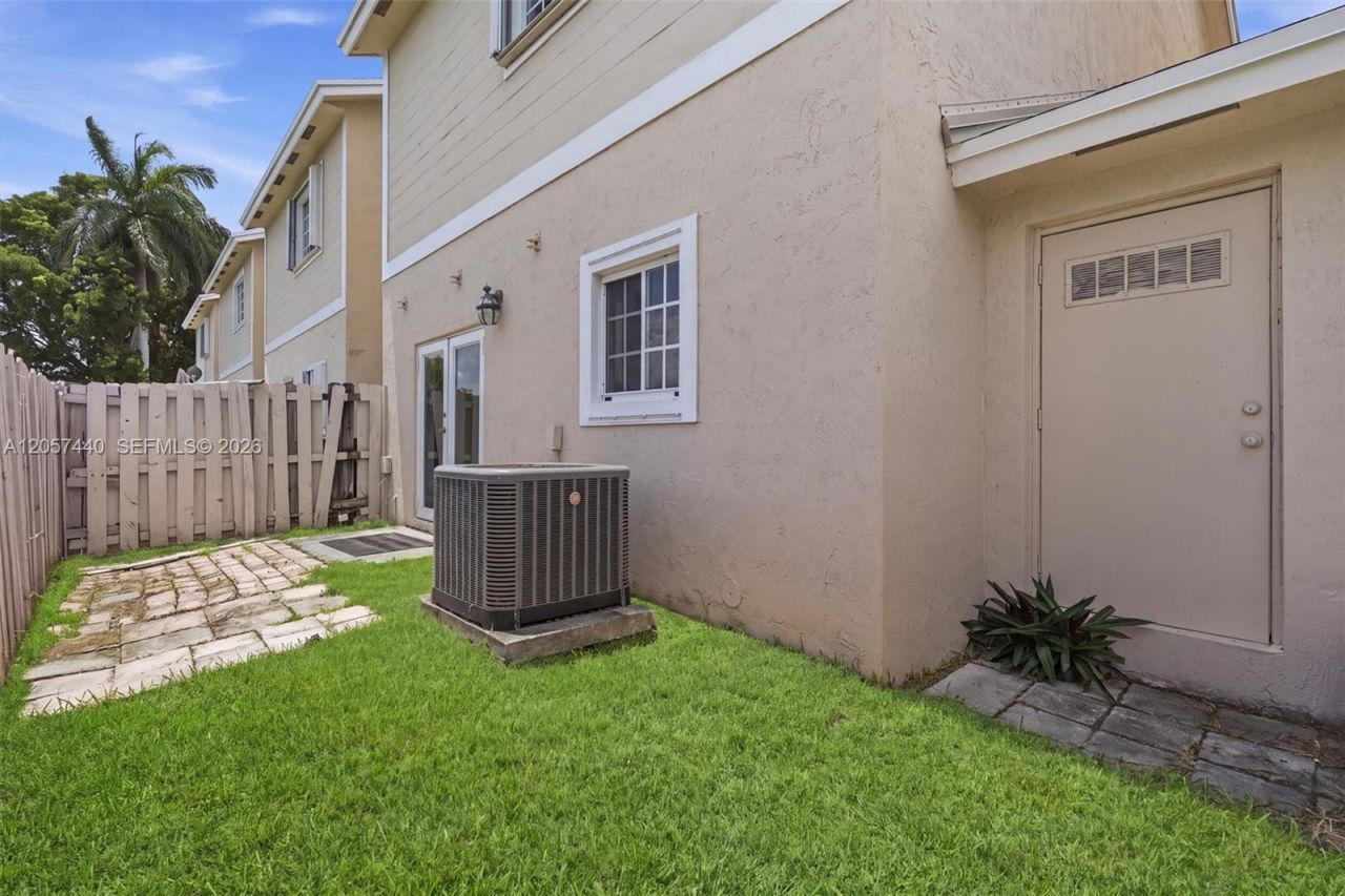12242 SW 148th Ter , Miami, FL 33186 Photo