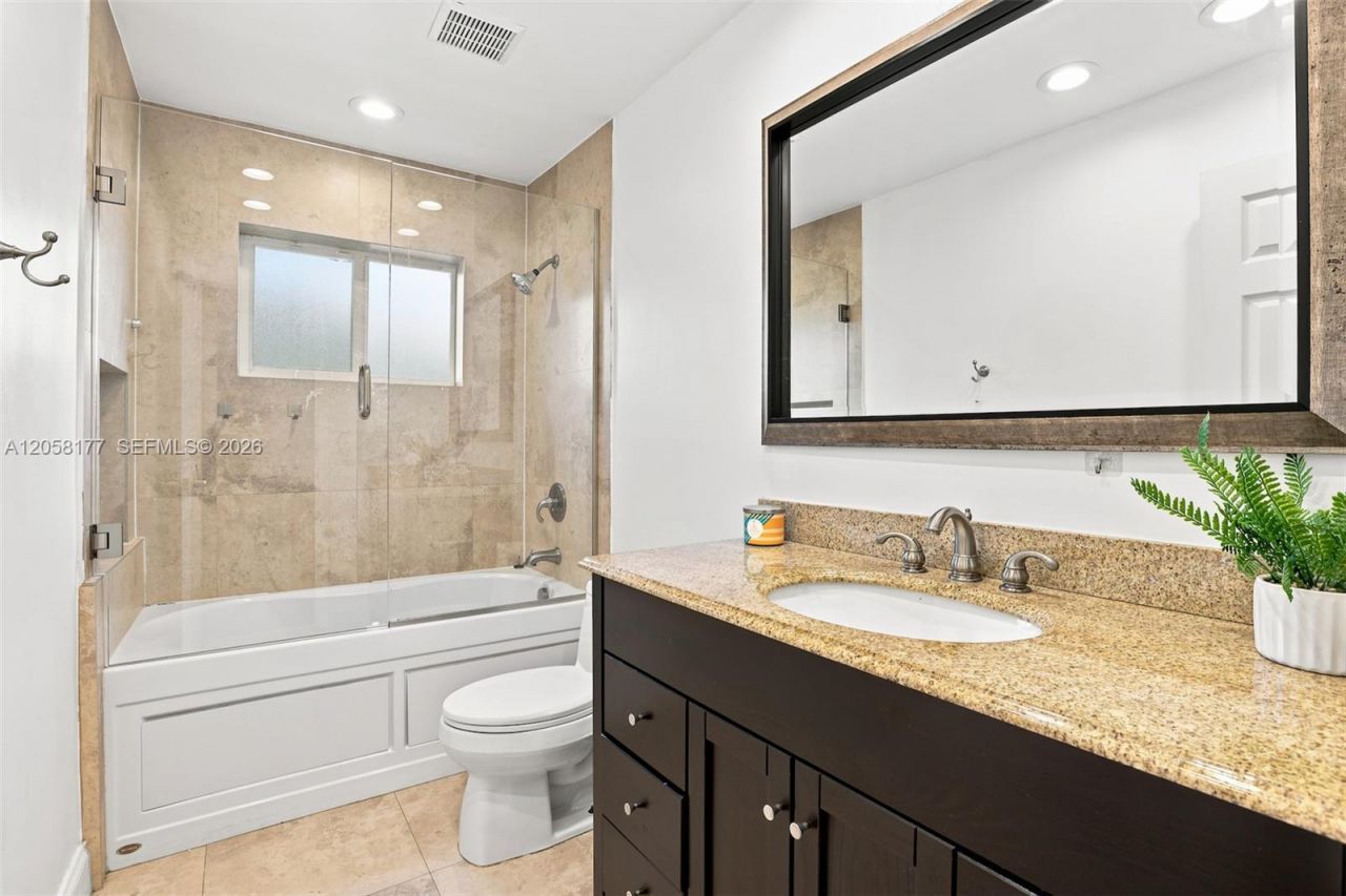 9480 NW 10th St, Plantation, FL 33322 Photo