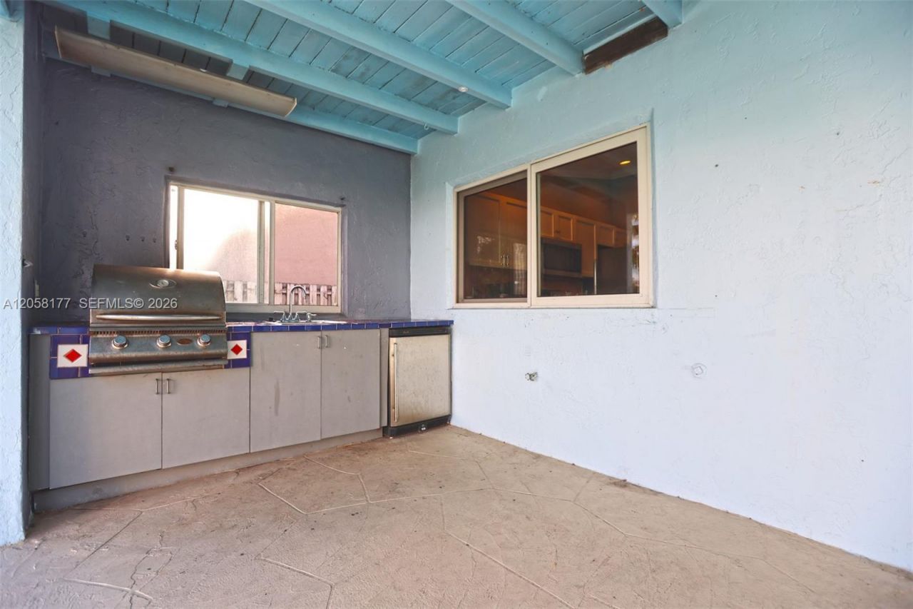 9480 NW 10th St, Plantation, FL 33322 Photo