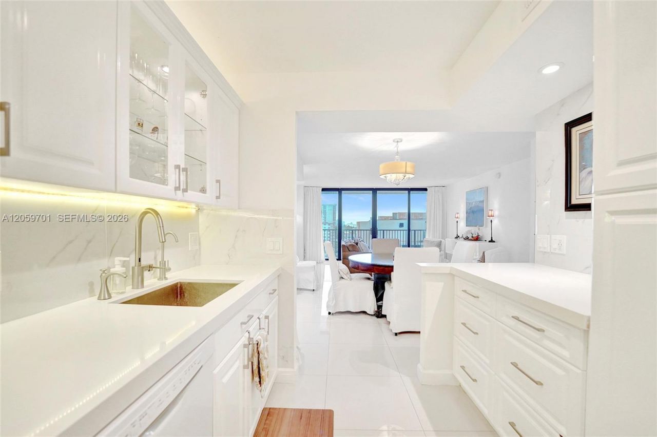 2201 S Ocean Dr, Unit 604, Hollywood, FL 33019 Photo