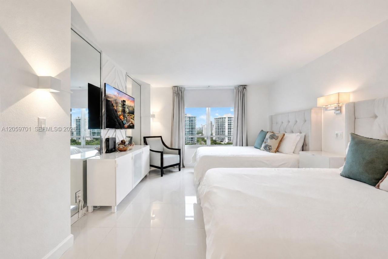 2201 S Ocean Dr, Unit 604, Hollywood, FL 33019 Photo