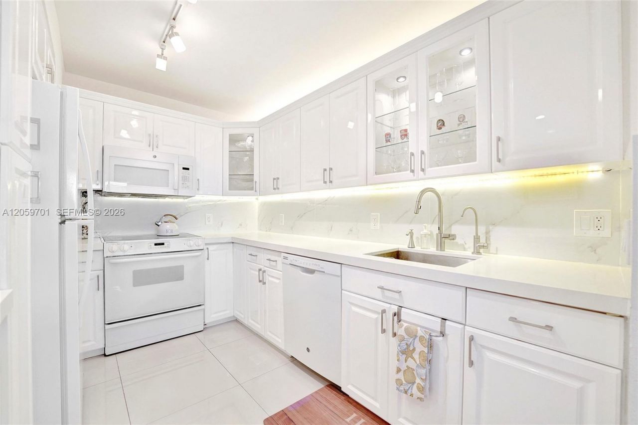 2201 S Ocean Dr, Unit 604, Hollywood, FL 33019 Photo