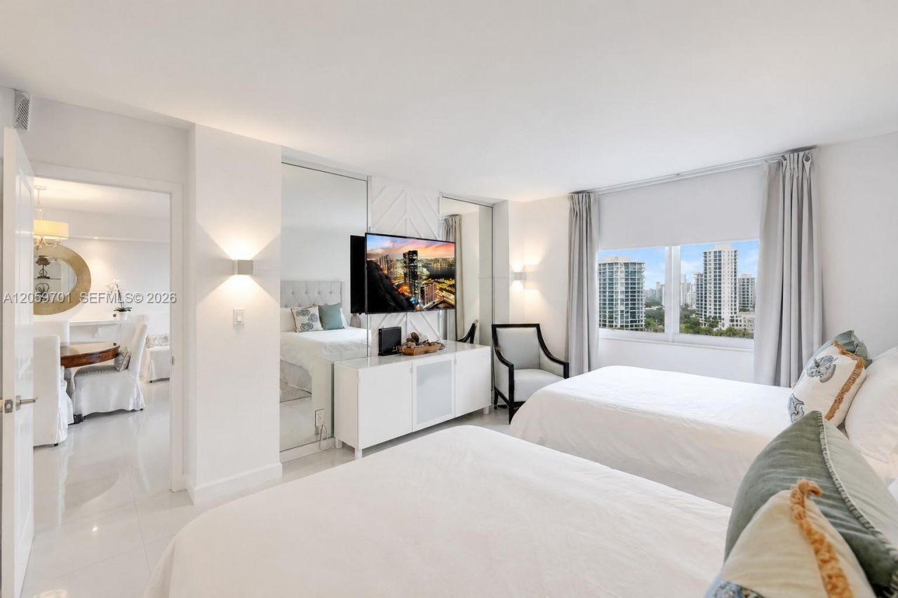 2201 S Ocean Dr, Unit 604, Hollywood, FL 33019 Photo