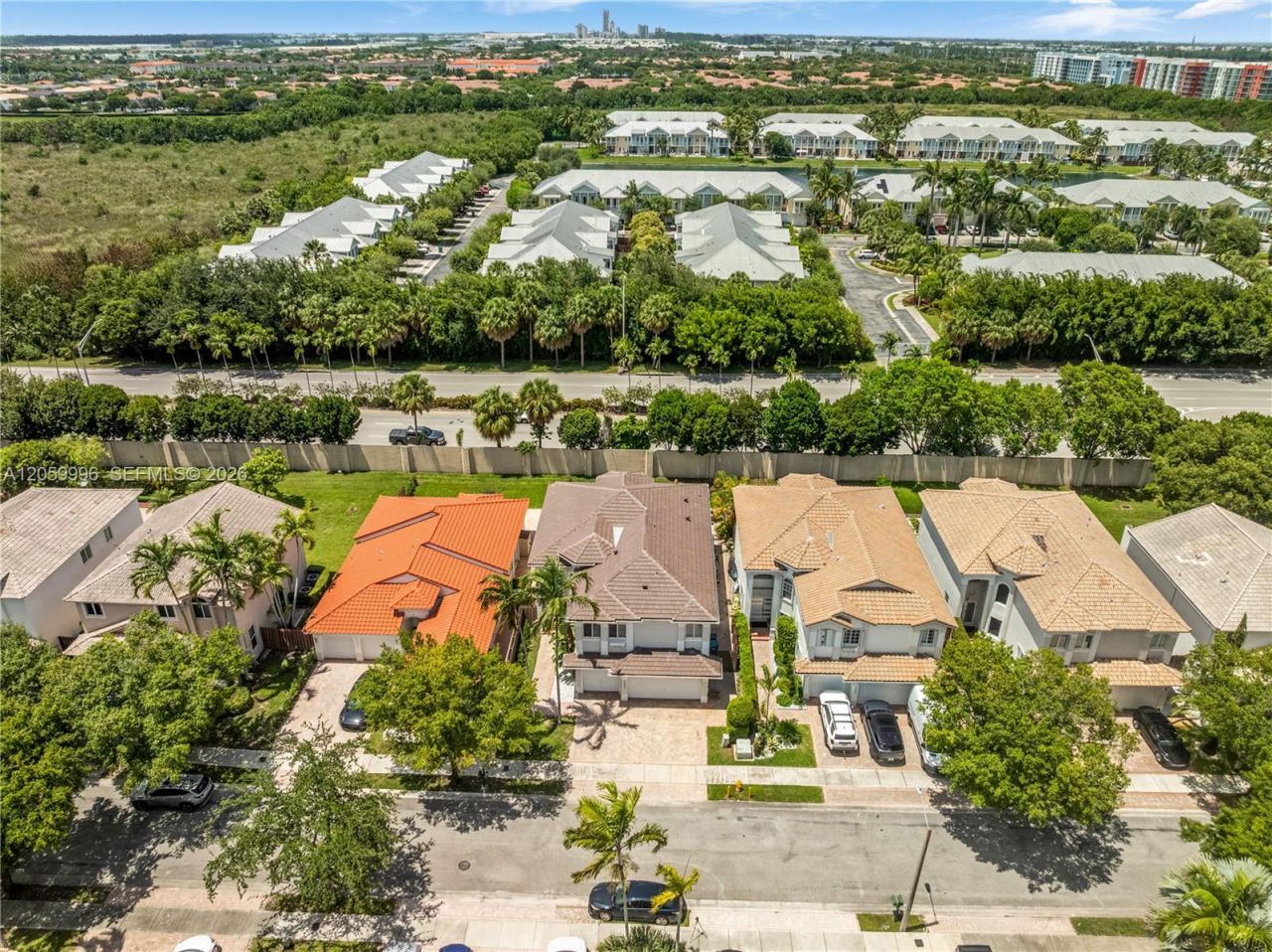 10865 NW 73rd Ter, Doral, FL 33178 Photo