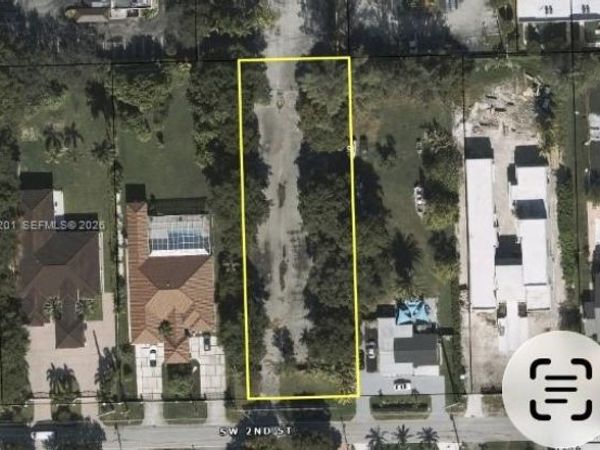 8575 SW 2 street , Miami, FL 33144