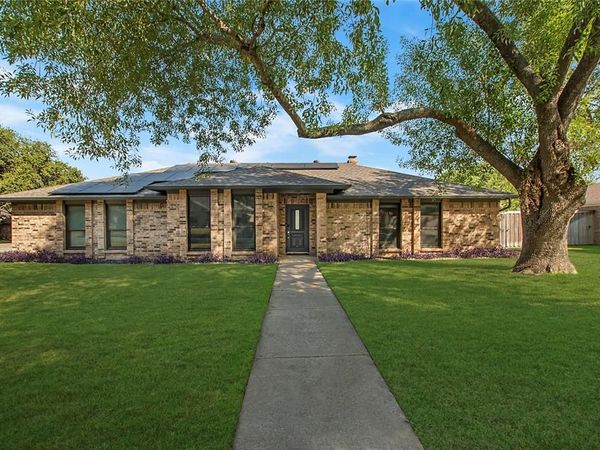 1125 Wingate Drive, Bedford, TX 76021