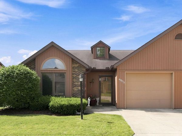 4905 Woodmark Court, Fort Wayne, IN 46815