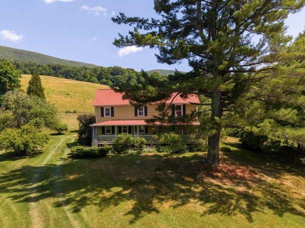 531 LOWLAND FARMS RD, HOT SPRINGS, VA 24445