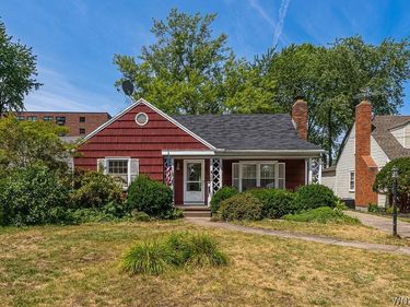 924 Delaware Road, Tonawanda, NY 14223