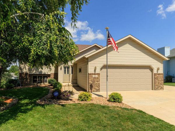 3401 Arbor Drive NW, Rochester, MN 55901