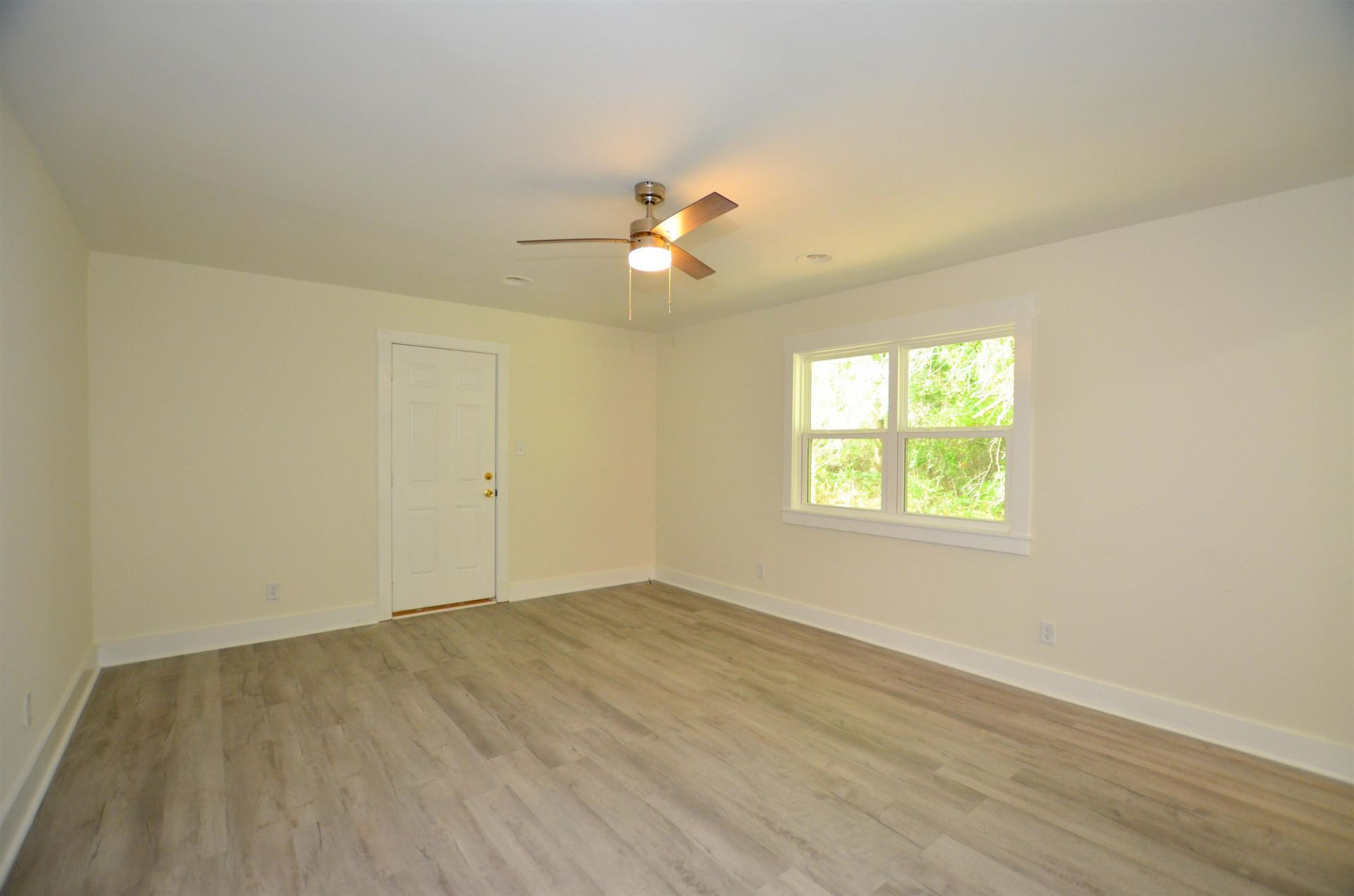 1124 Sallie Manigault Ln  Photo 16