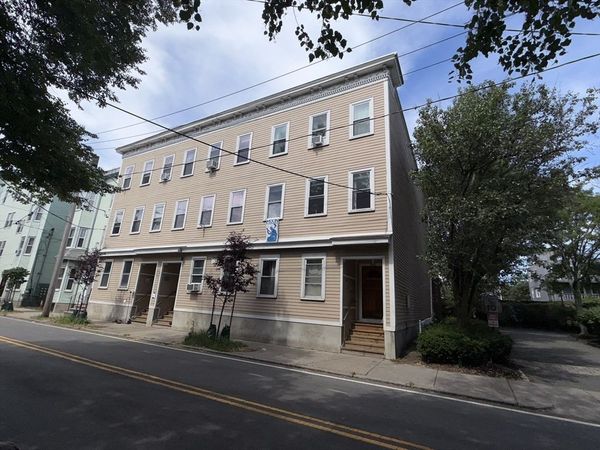 243 Columbia, Cambridge, MA 02139
